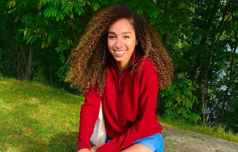 Raven Schwam-Curtis