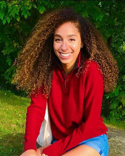 Raven Schwam-Curtis